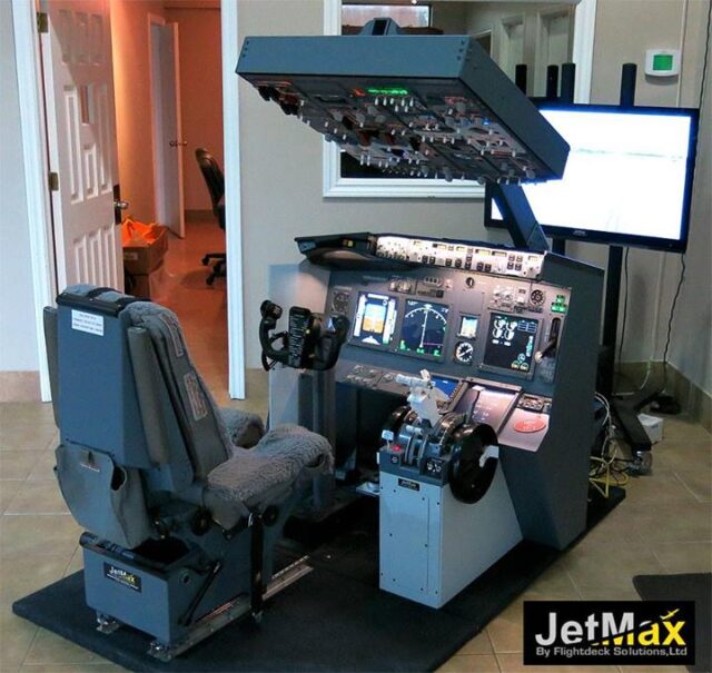 JetMax_737_overhead