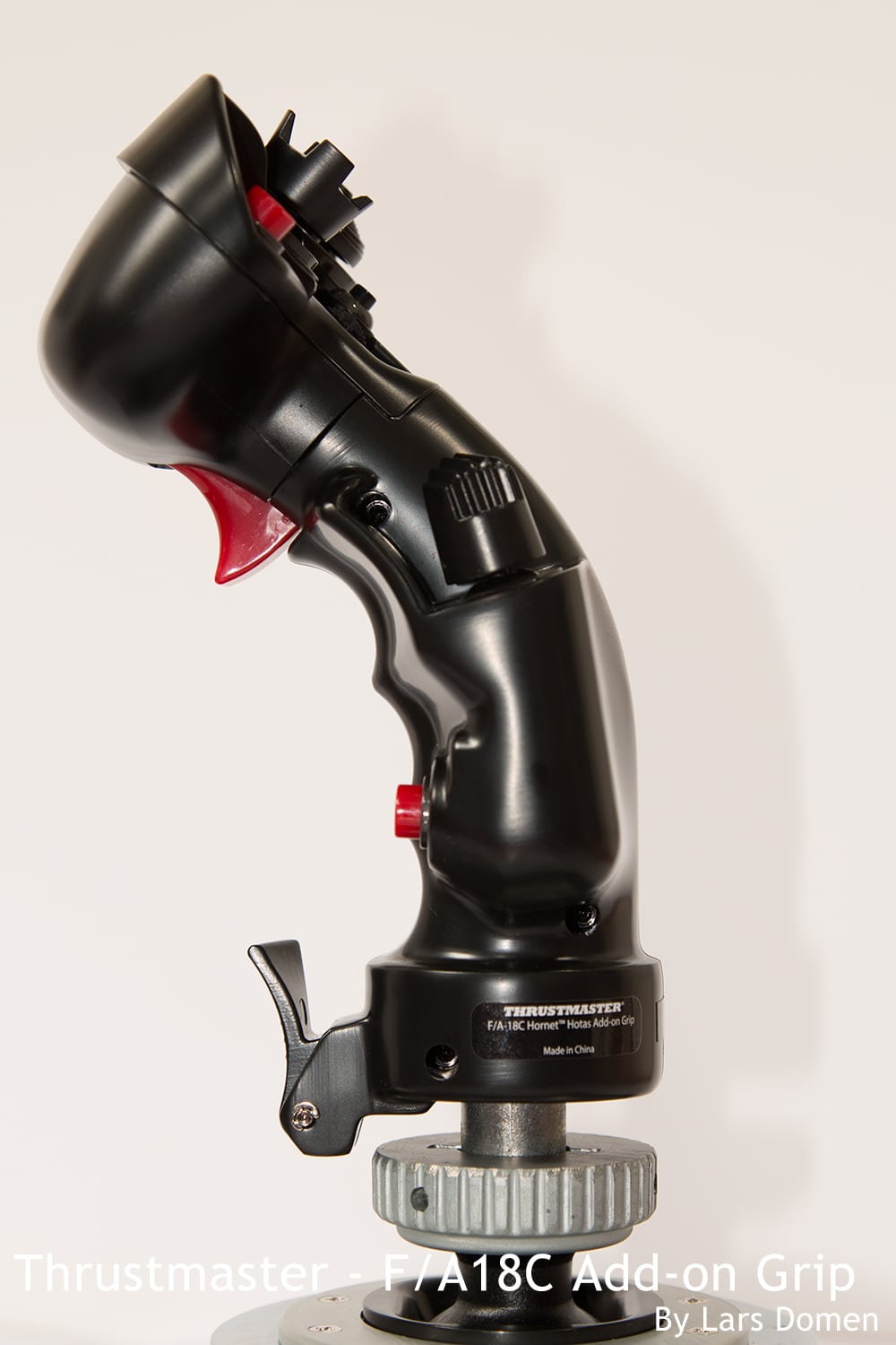 Thrustmaster – F/A-18C Hornet™ HOTAS Add-On Grip Review